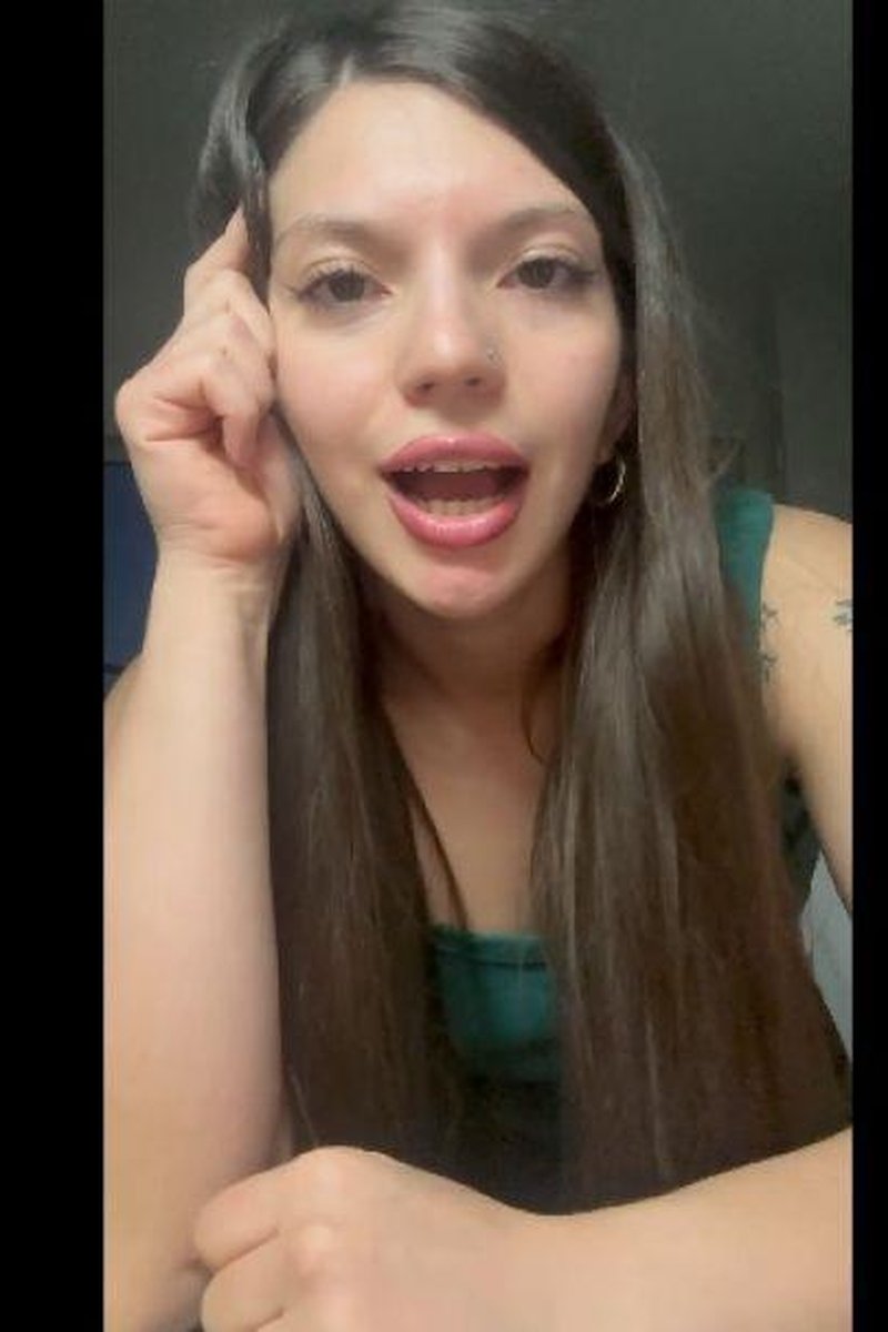 Making Coffee - Screenshot 1 of 4 - Chatting