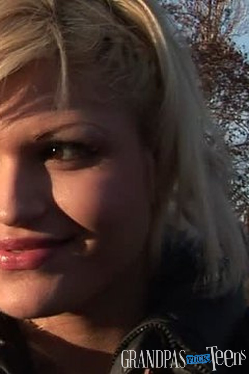 Connecting Generations - Screenshot 1 of 4 - Blond Hair