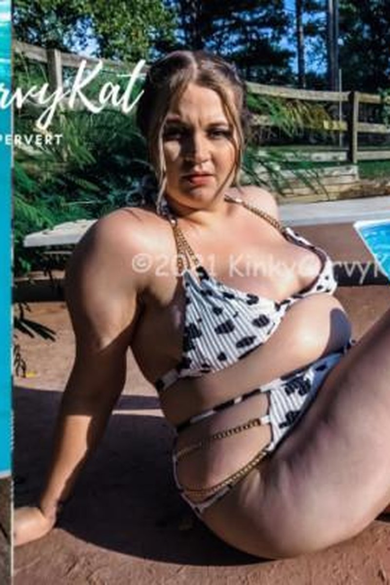 Poolside Pervert - Screenshot 1 of 4 - BBW