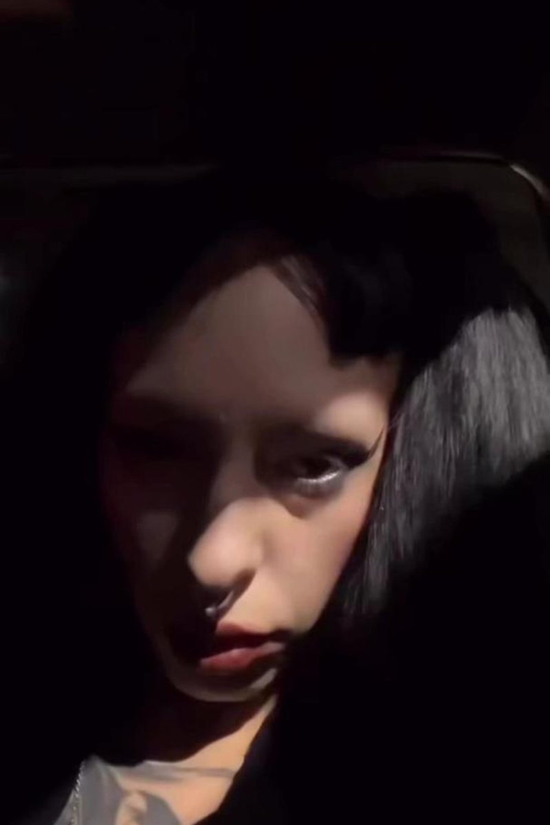 Justme - Screenshot 1 of 4 - Goth