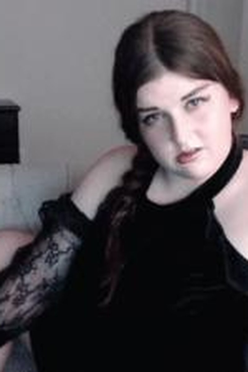 Pay Your Goddess - Screenshot 1 of 4 - Big Tits