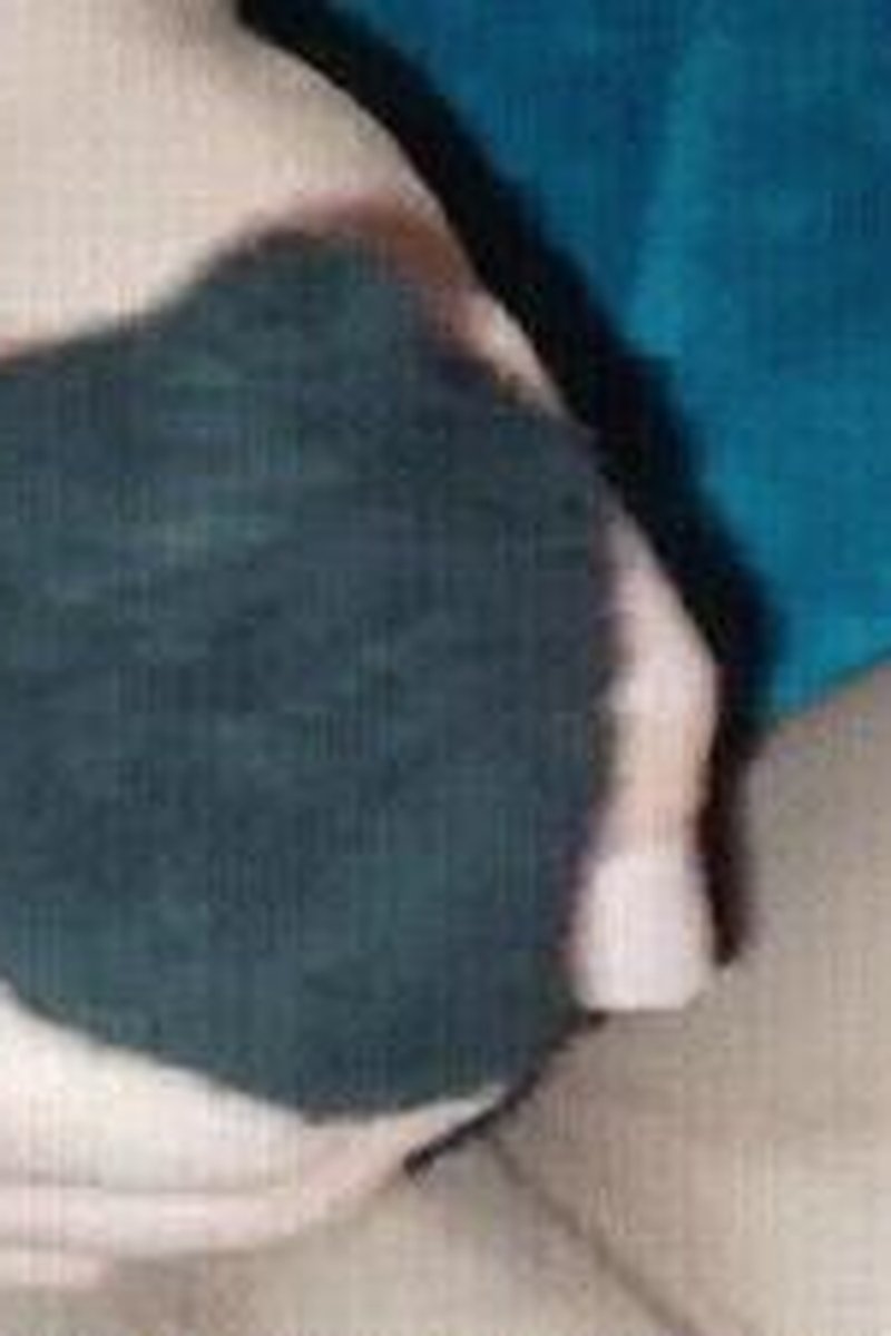 Fuzzy Handjob - Screenshot 1 of 4 - Amateur