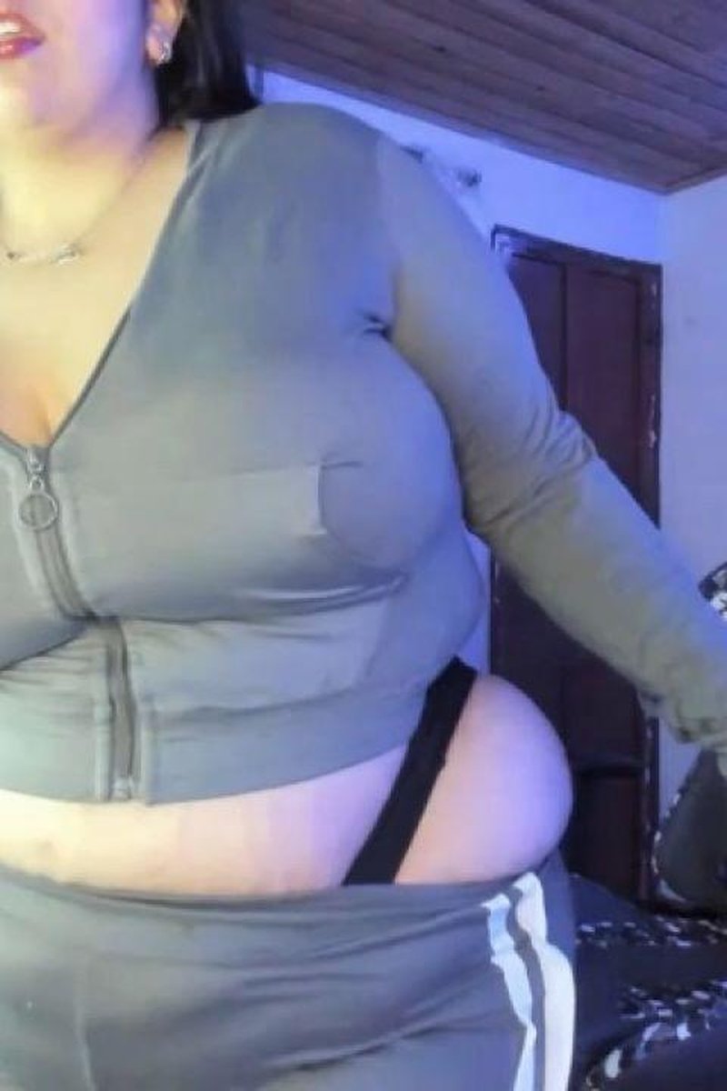 Big Ass - Screenshot 1 of 4 - Ass Worship