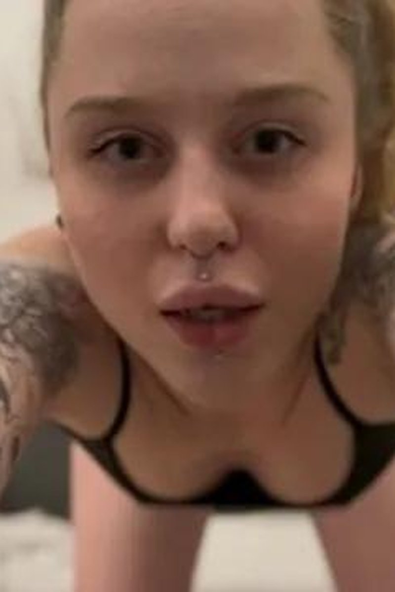 Hard Fucked A Sports Teen Doggy Style - Screenshot 1 of 4 - 60 FPS