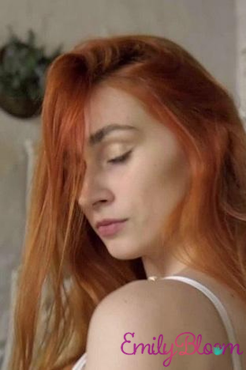 Cottage Video - Screenshot 1 of 4 - Big Tits