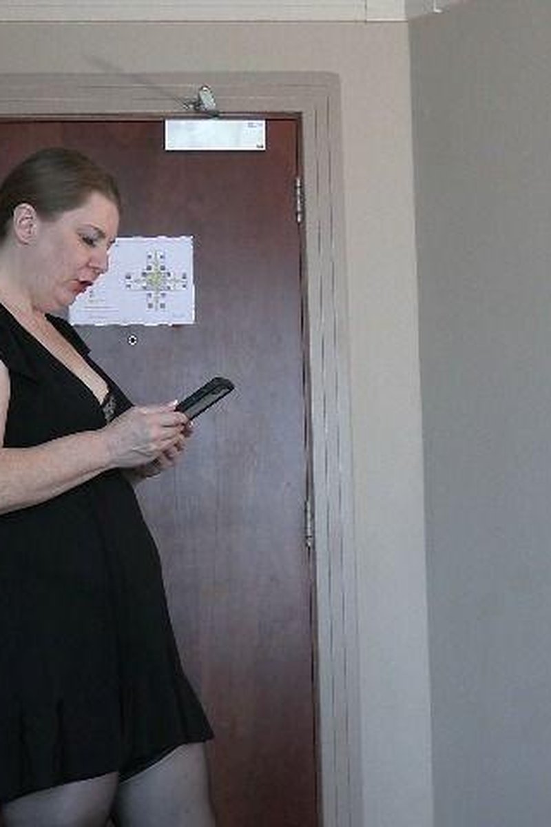 Her Master's Instructions - Screenshot 1 of 4 - Big Ass