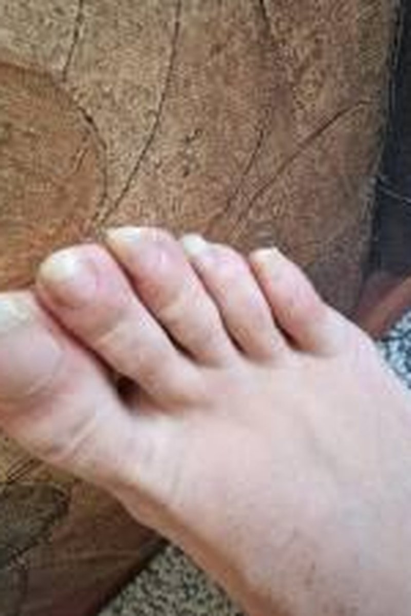 Long Toenails - Screenshot 1 of 4 - Domination
