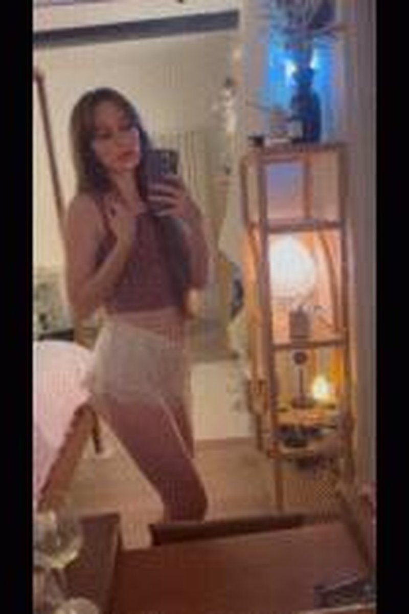 Seductive Tease Dance Goddess - Screenshot 1 of 4 - Captive