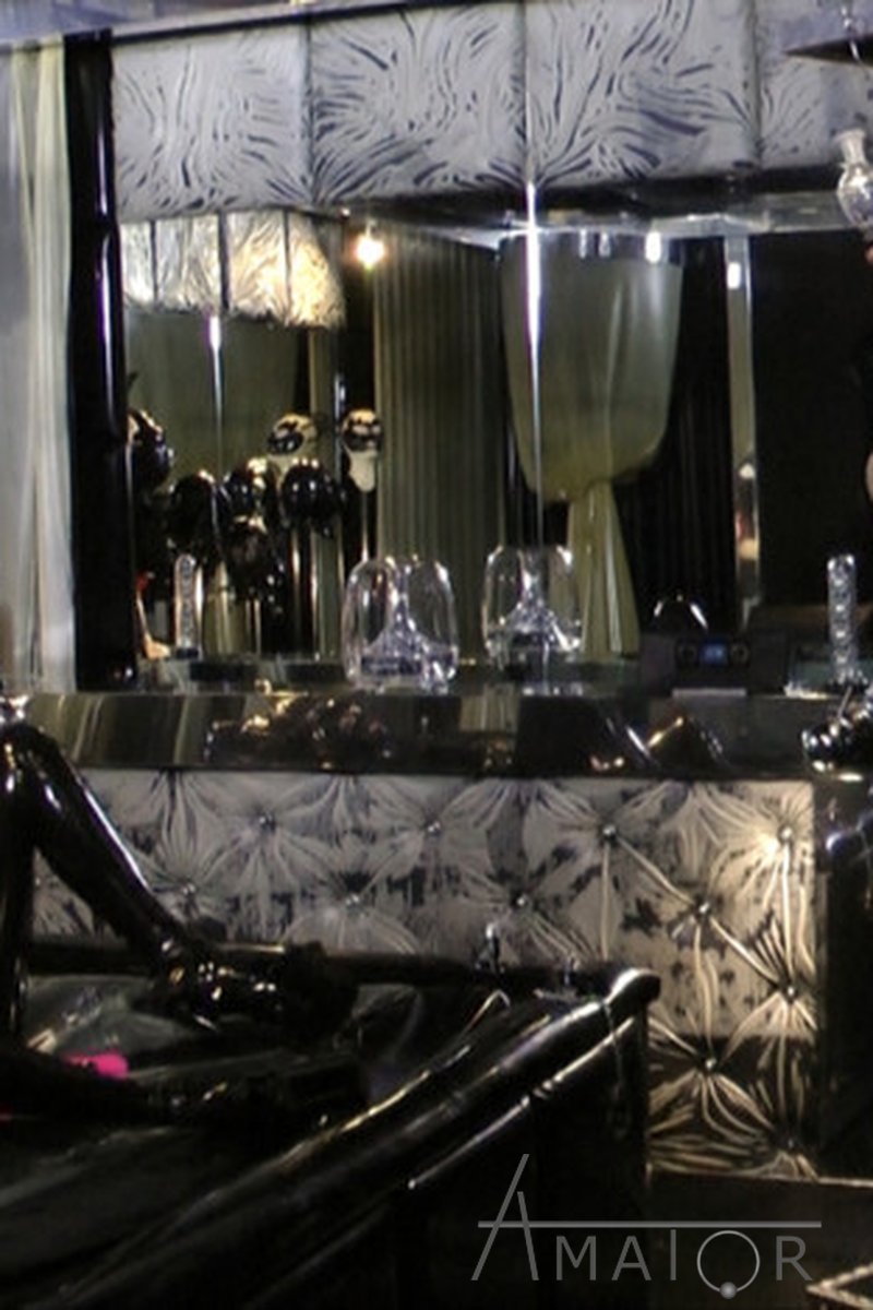 Absolute Subjection: Chapter One - Screenshot 1 of 4 - All Sex