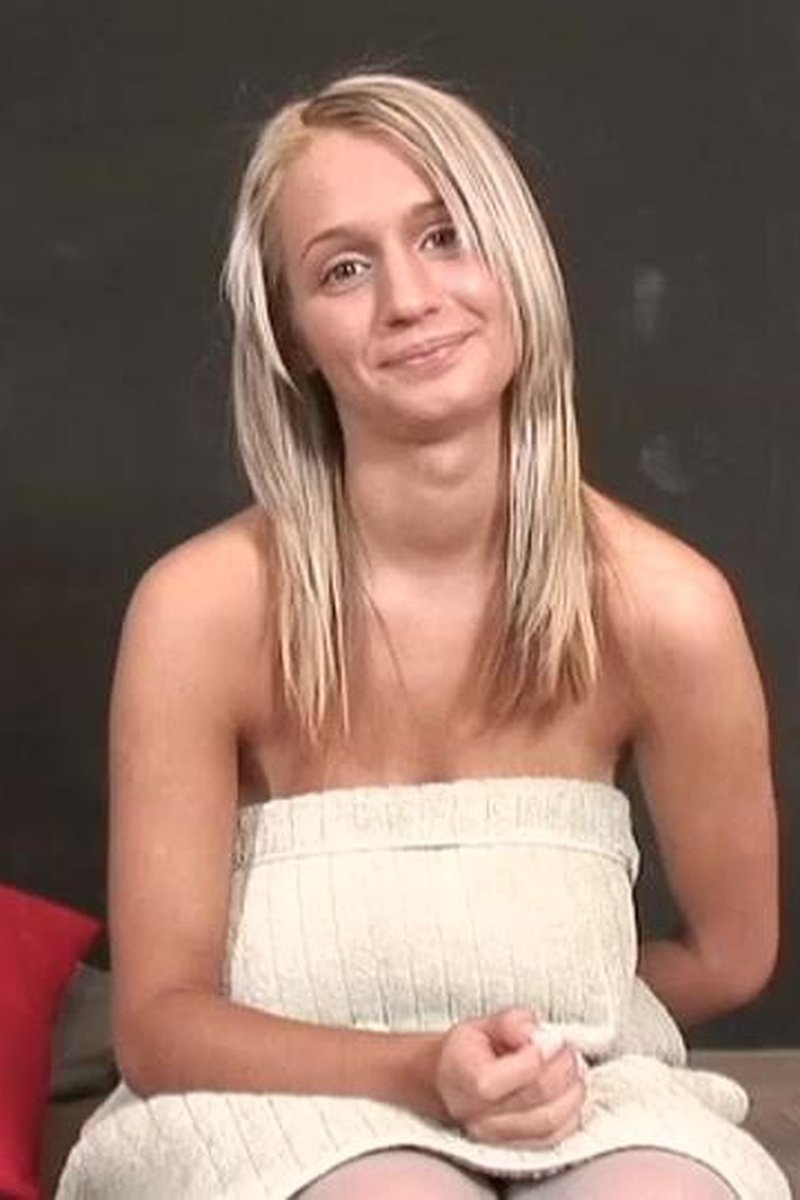 Huge! - Screenshot 1 of 4 - Blond Hair