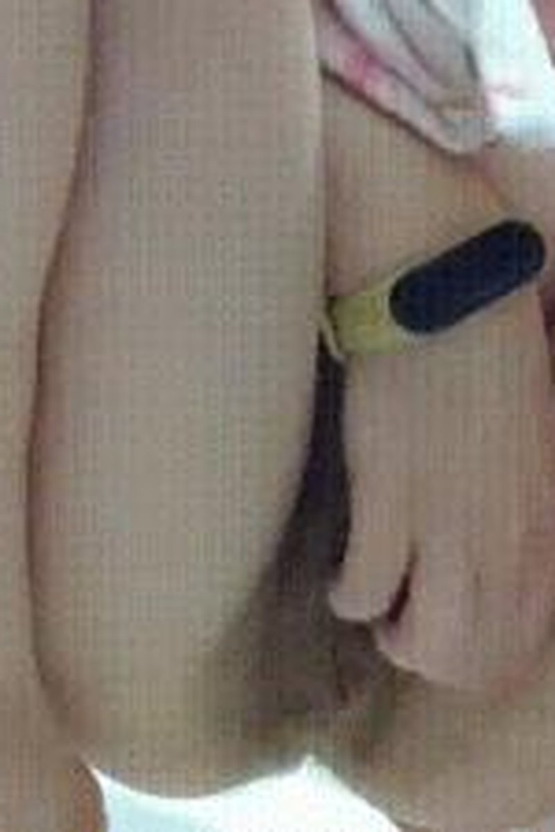Pee Desperation - Screenshot 1 of 4 - 21 Year-old
