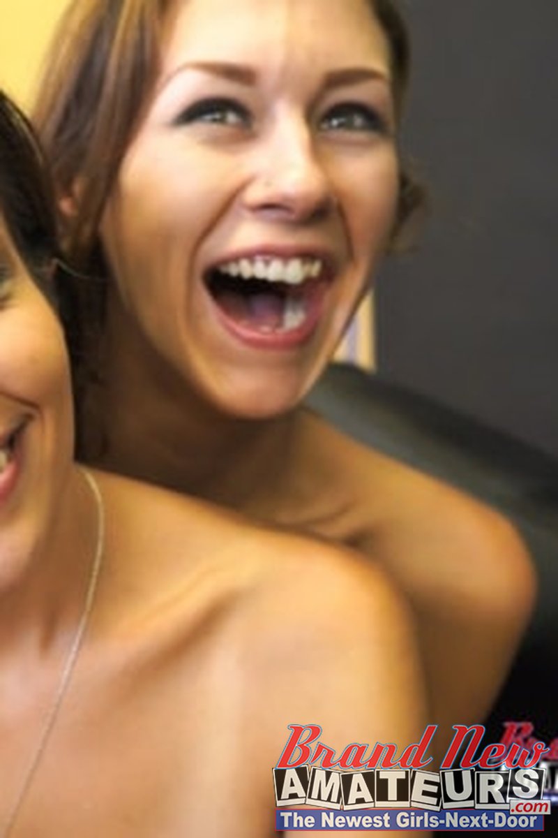 Meredith Attacks Jamie - Screenshot 1 of 4 - Blowjob