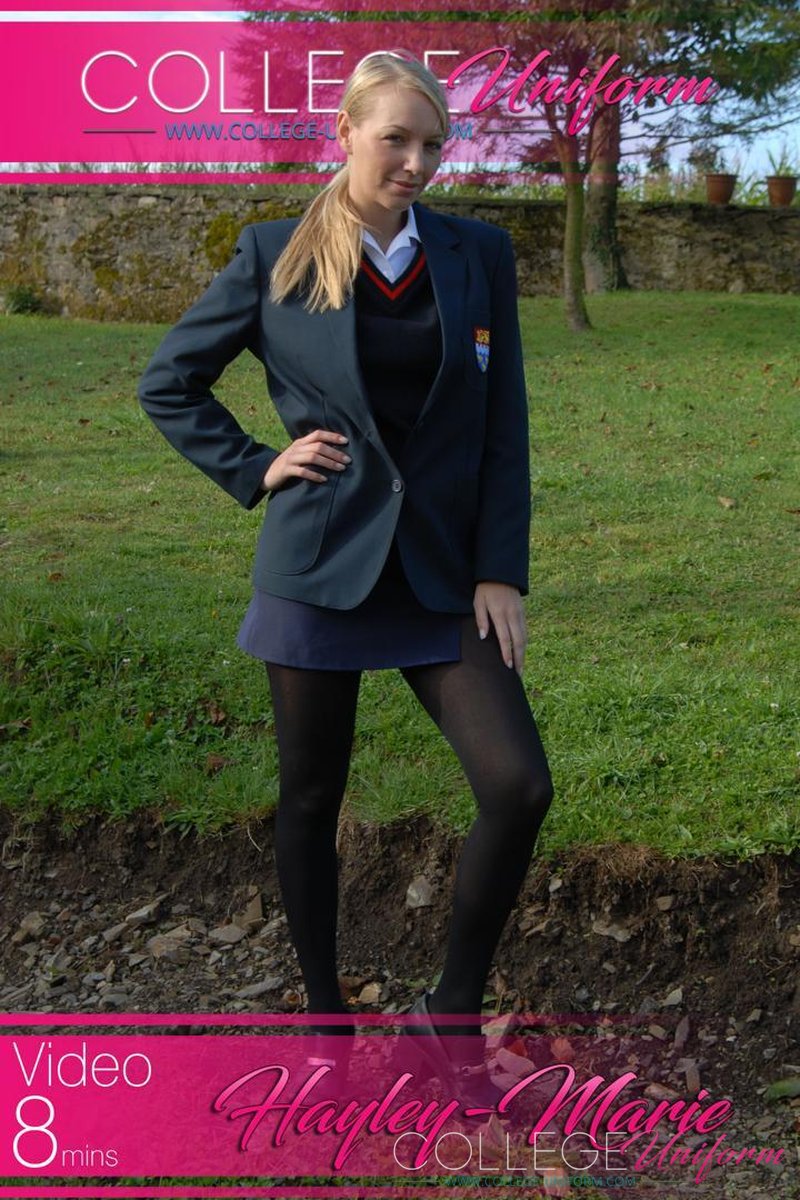 Dressing Up - Screenshot 1 of 4 - Hayleymarie