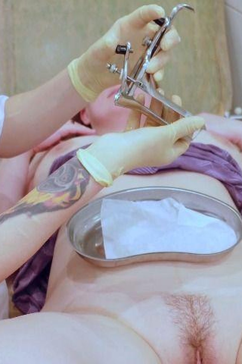 Medical Exam With Breasts And Gyno - Screenshot 1 of 4 - Gloves