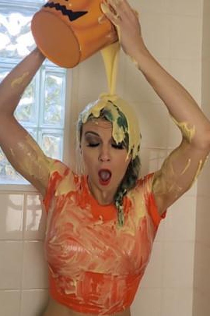Slime Sploshing- Sfw - Screenshot 1 of 4 - Food