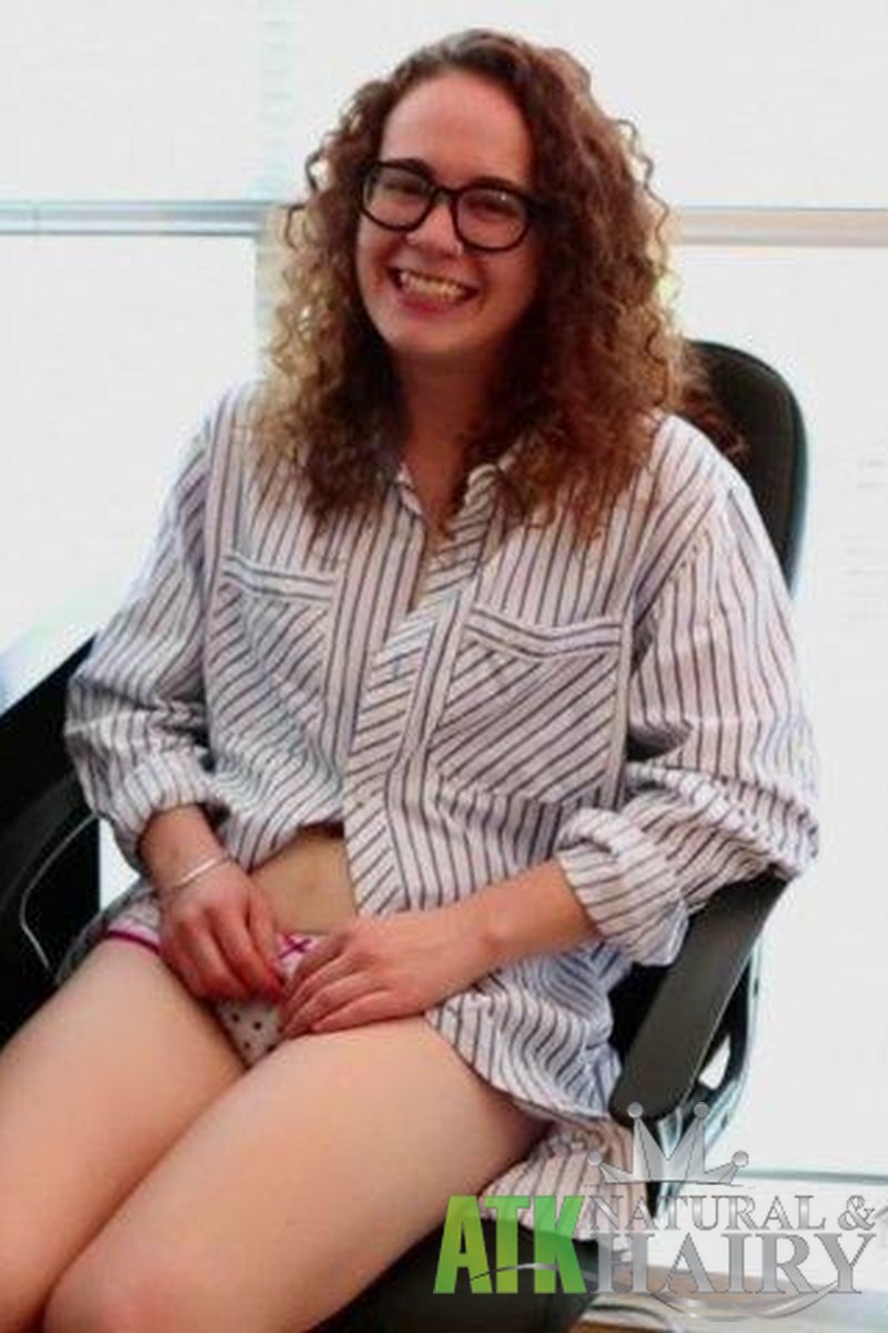 Rosie Budd - Interview - Screenshot 1 of 4 - Caucasian