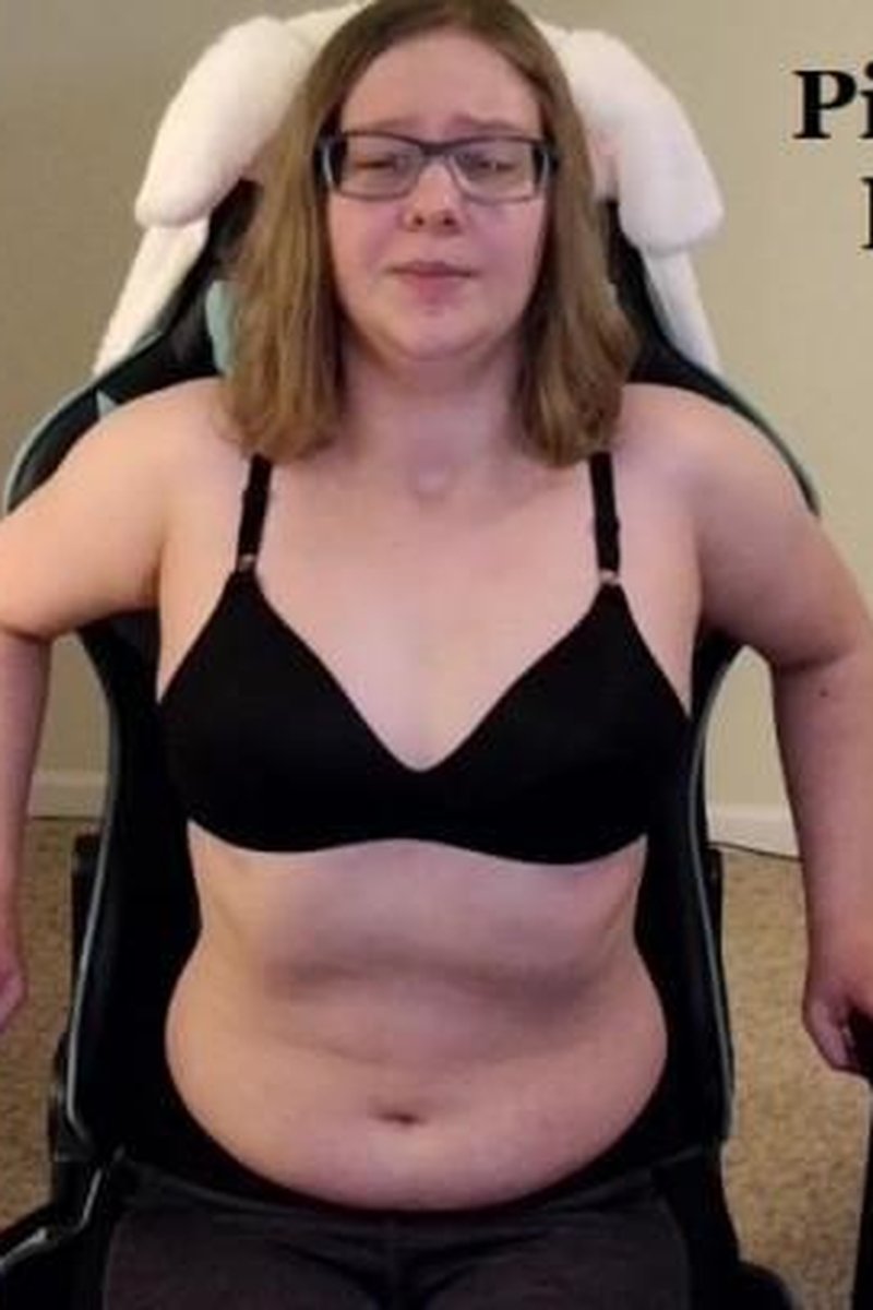 Pixie Practices Holding Her Breath - Screenshot 1 of 4 - Asphyxiation