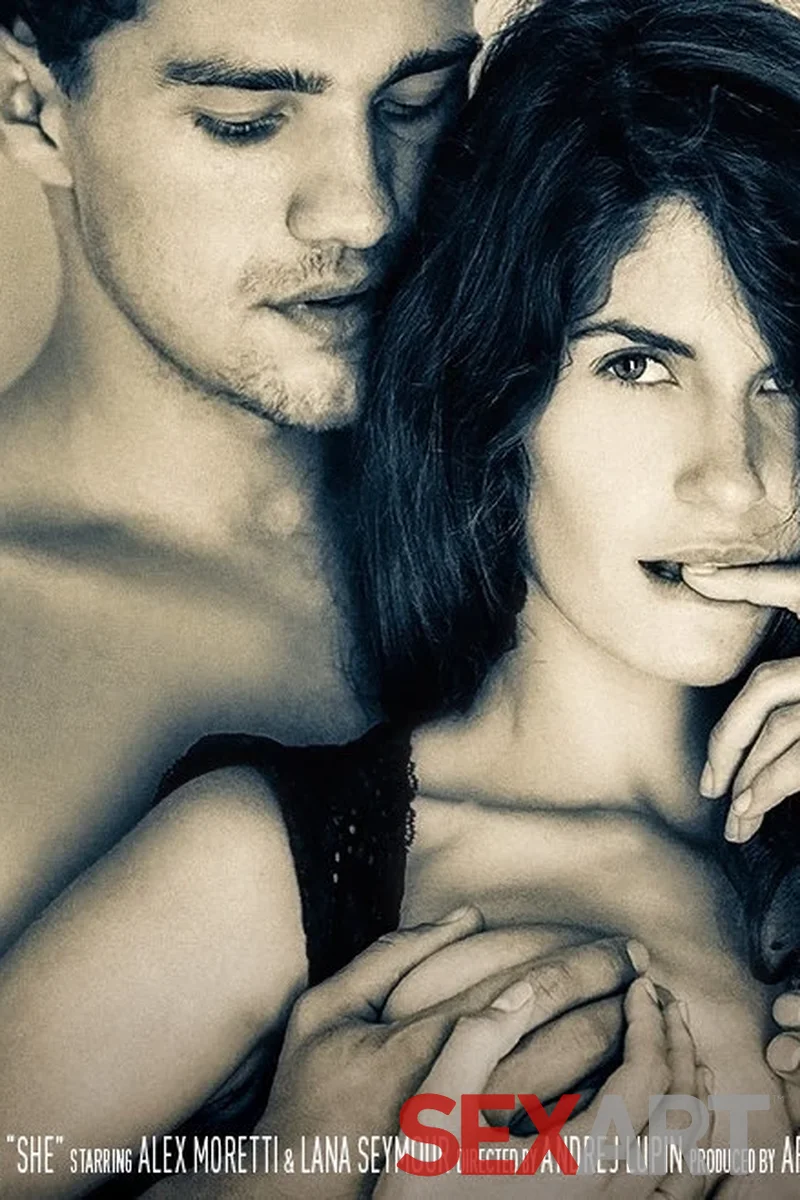 She - Screenshot 1 of 4 - Blond Hair