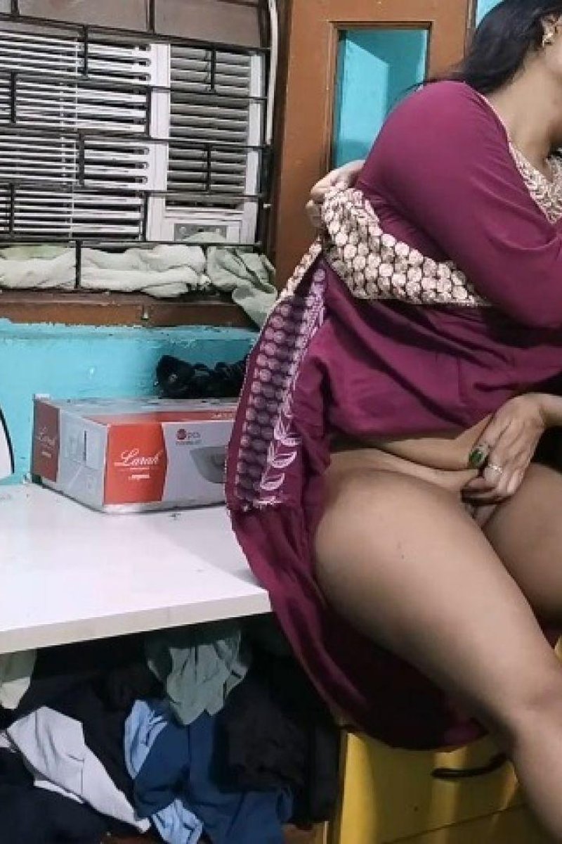 TP-manyvidsindianbhabhi-homemade-indian-lesbians-licking-sucking-big-boobs