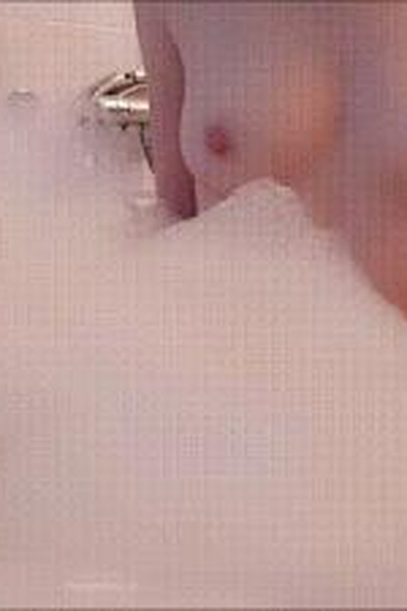 Bath Masturbation - Screenshot 1 of 4 - Bathroom