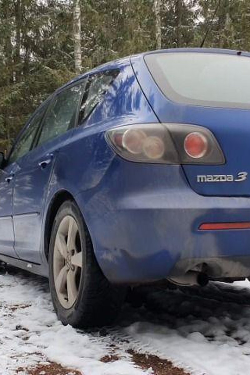 Bouncing Mazda - Screenshot 1 of 4 - Car