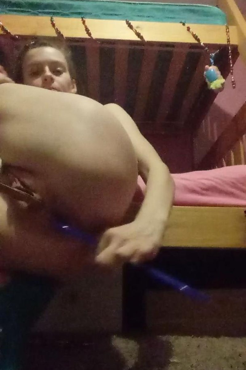Desperate To Orgasm - Screenshot 1 of 4 - Anal