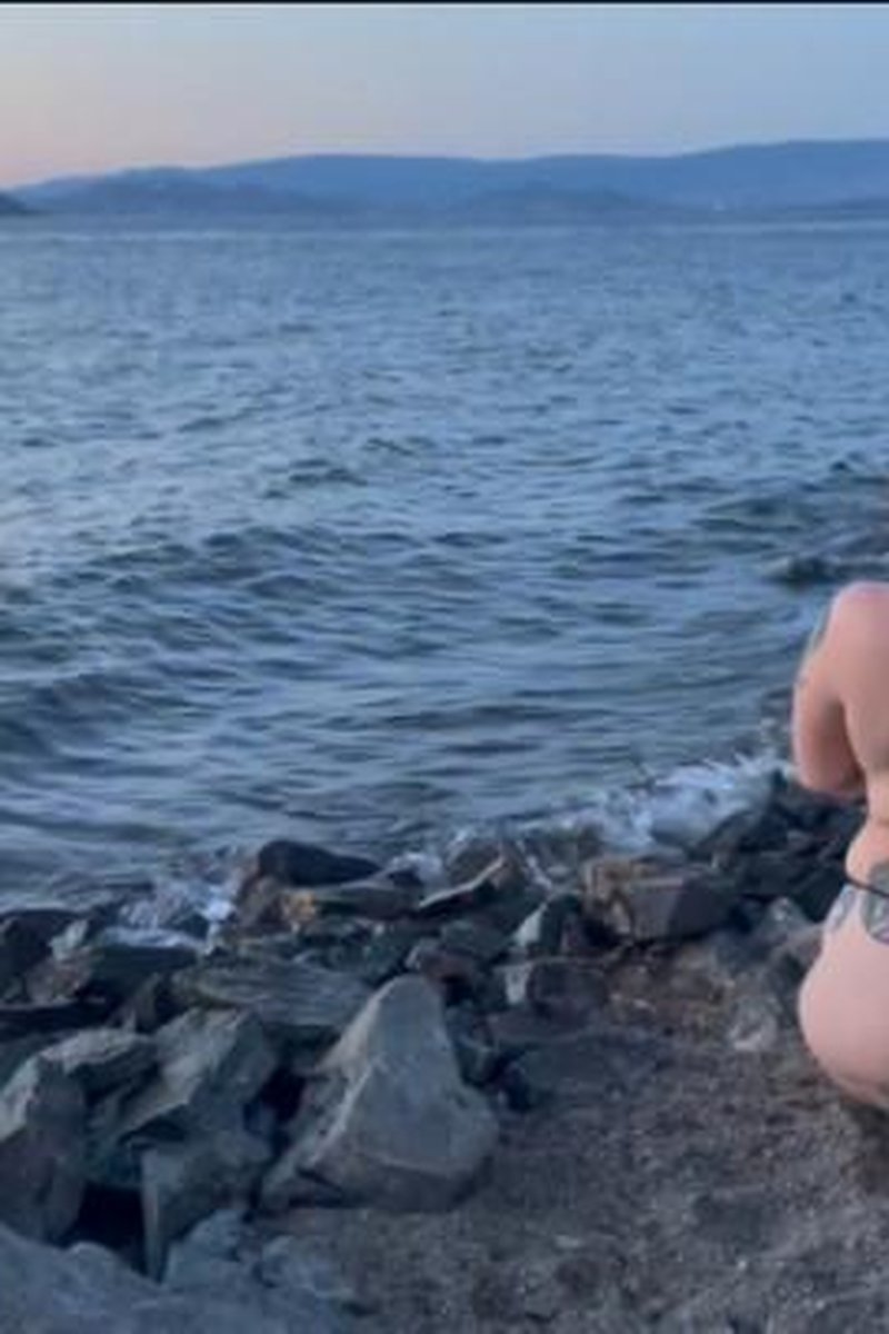 Naked Water - Screenshot 1 of 4 - Nudity Naked