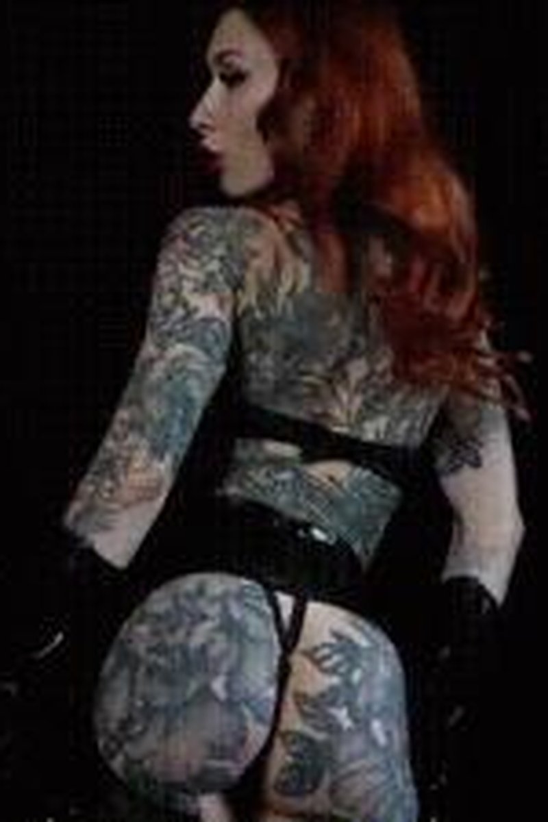 Ass Devotion - Screenshot 1 of 4 - Ass Fetish