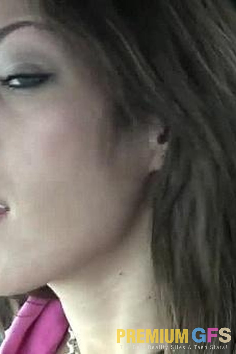 Bobbi 01 - Screenshot 1 of 4 - Amateur