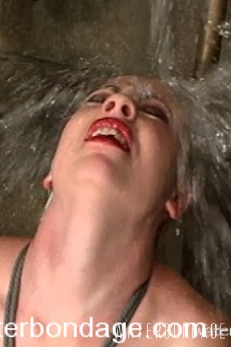 Lorelei Lee - Screenshot 1 of 4 - BDSM