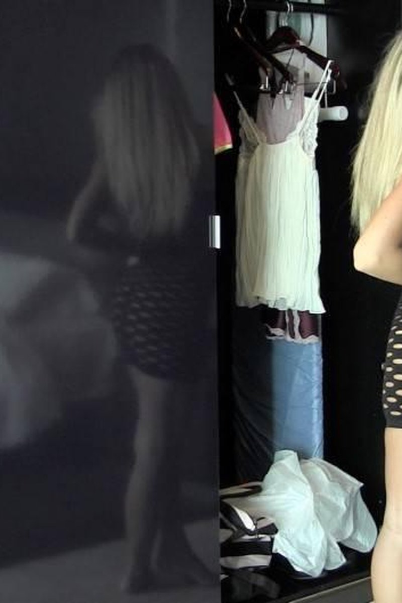 Dresses - Screenshot 1 of 4 - Blonde Hair (Female)