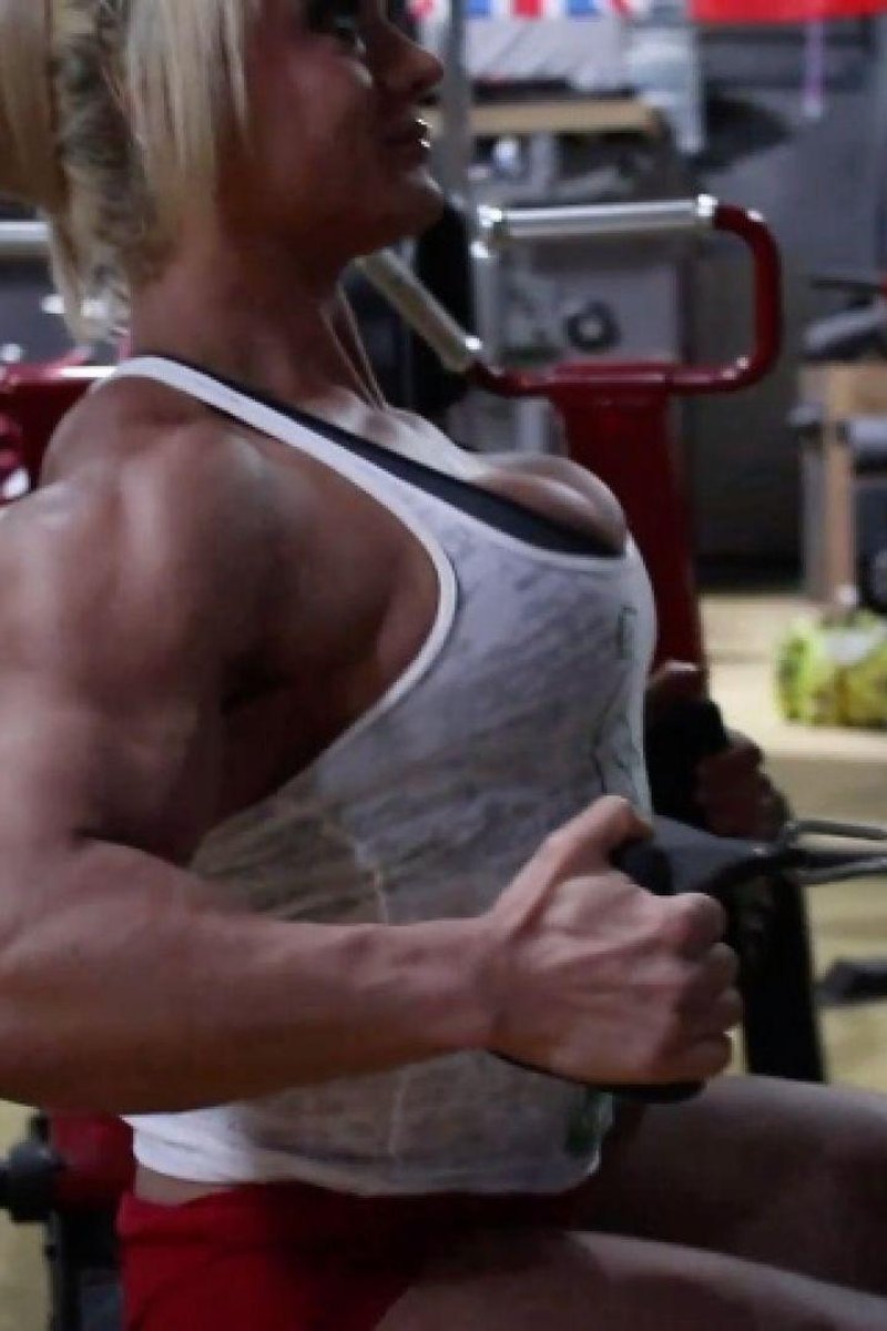 Big Back Training - Screenshot 1 of 4 - Backshots