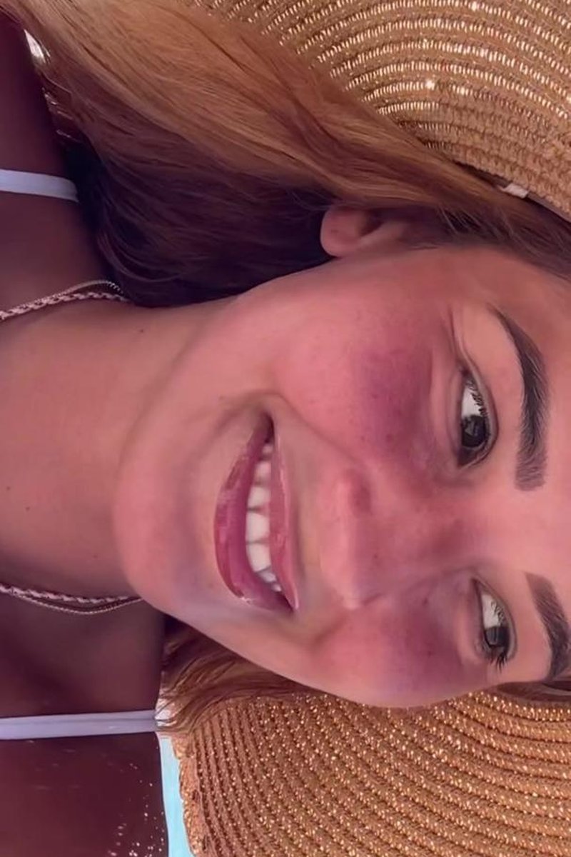 Te Extrano Choroni - Screenshot 1 of 4 - Latin Woman