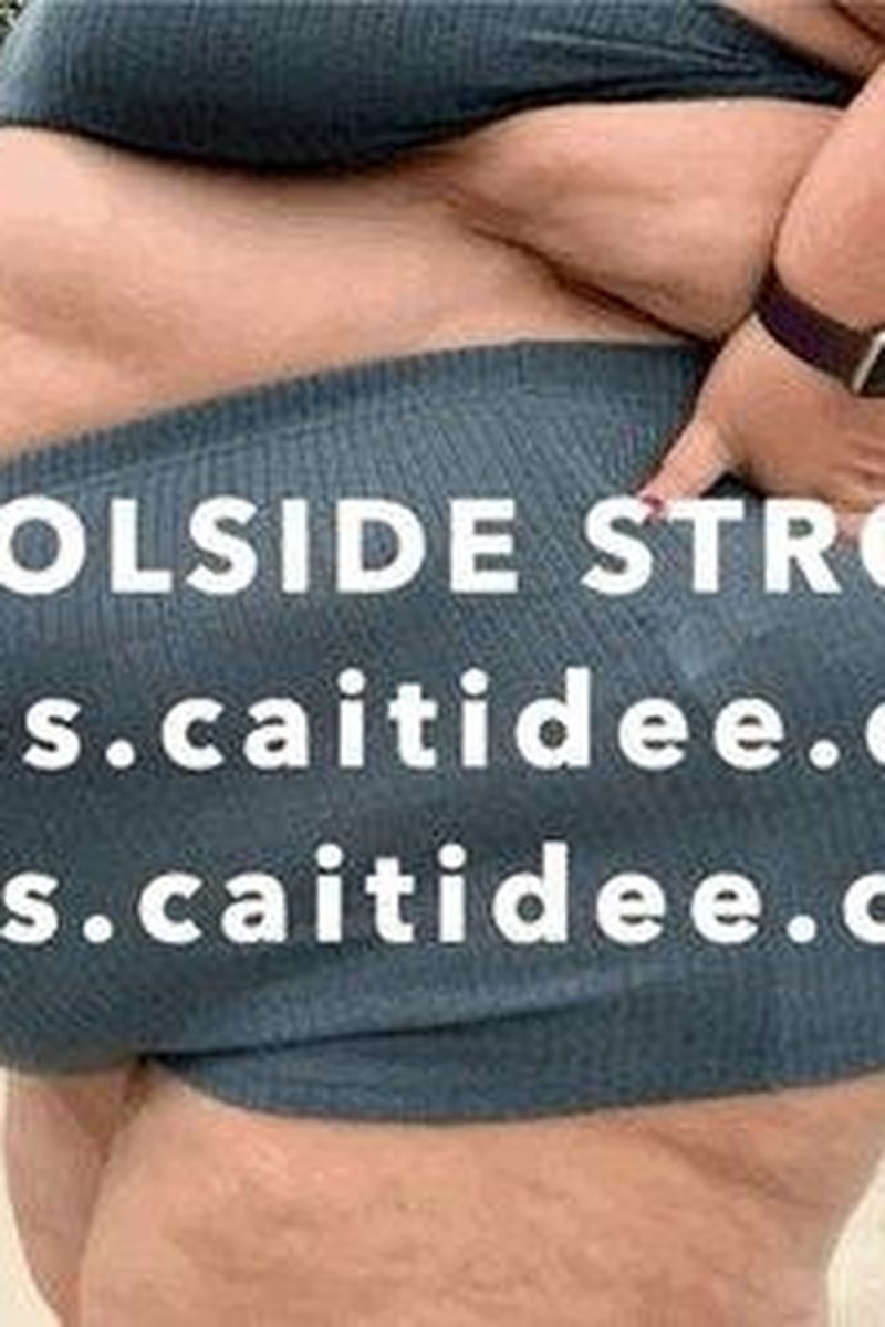 Poolside Stroll - Screenshot 1 of 4 - BBW