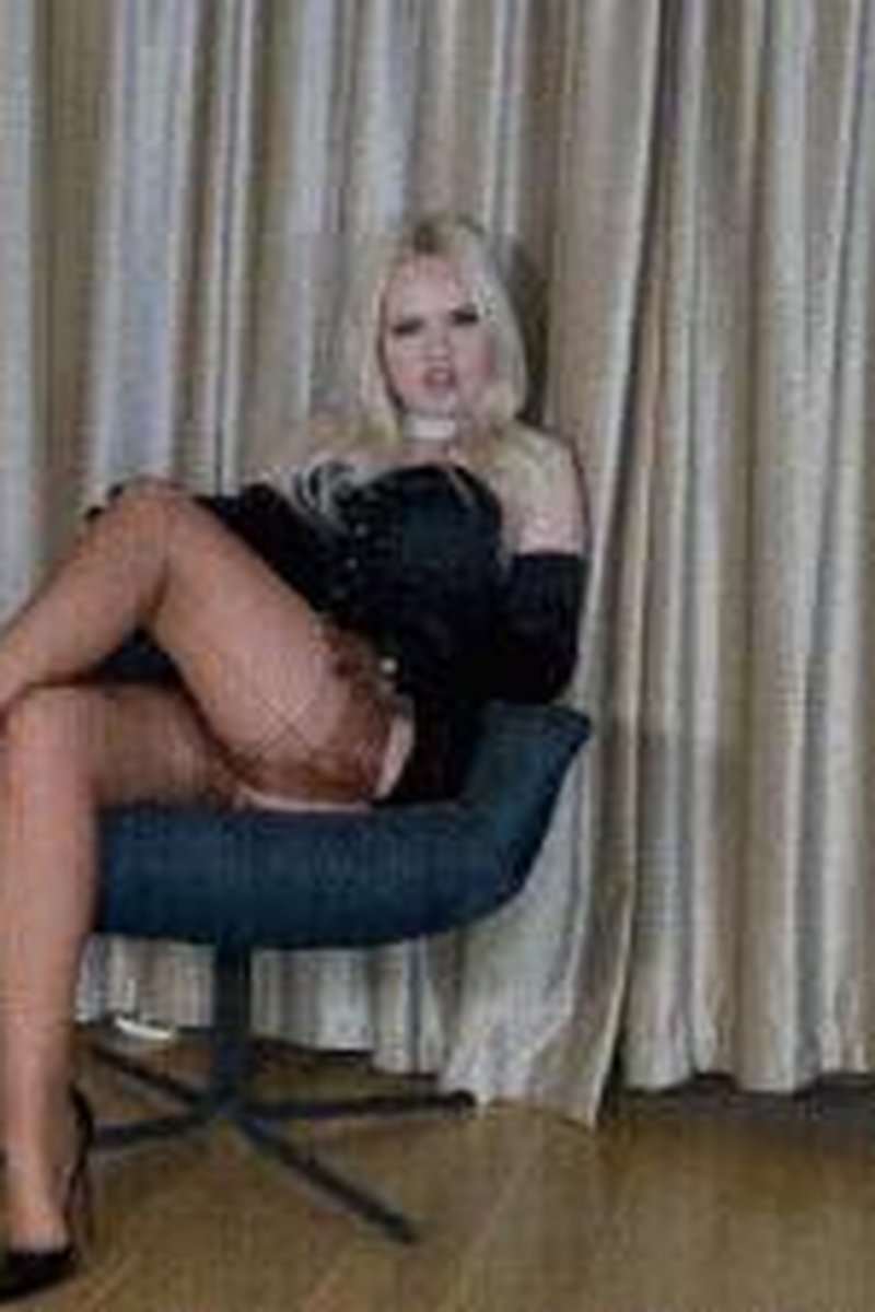 Testing Your Obedience - Screenshot 1 of 4 - Cum Play