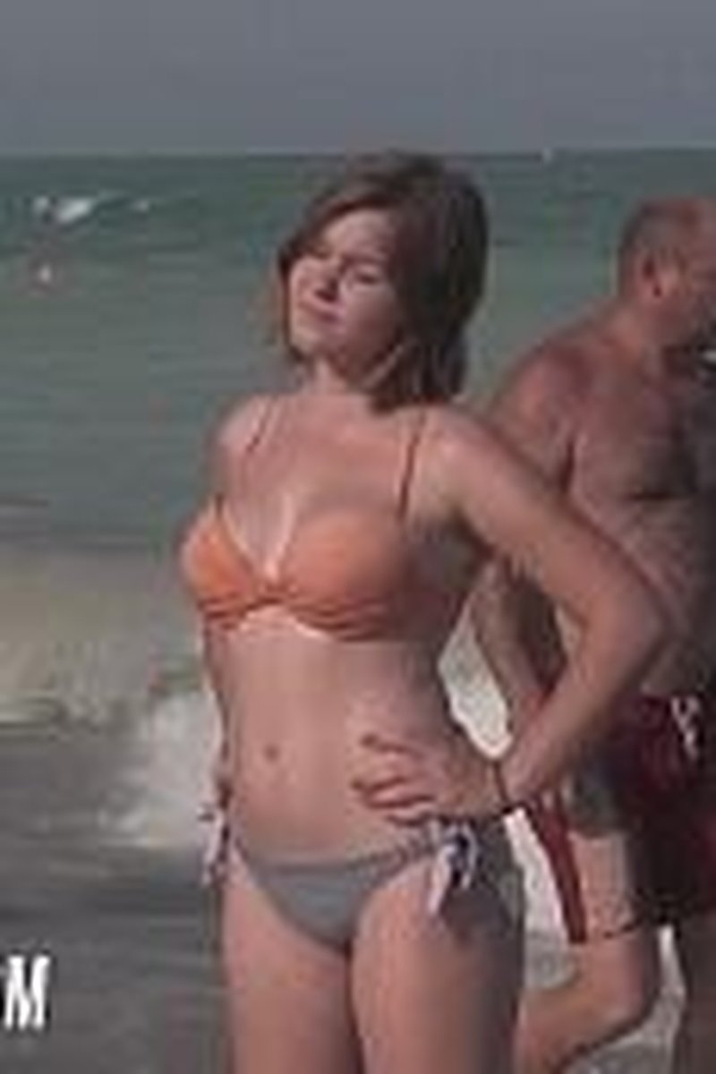 Oana - Screenshot 1 of 4 - Amateur