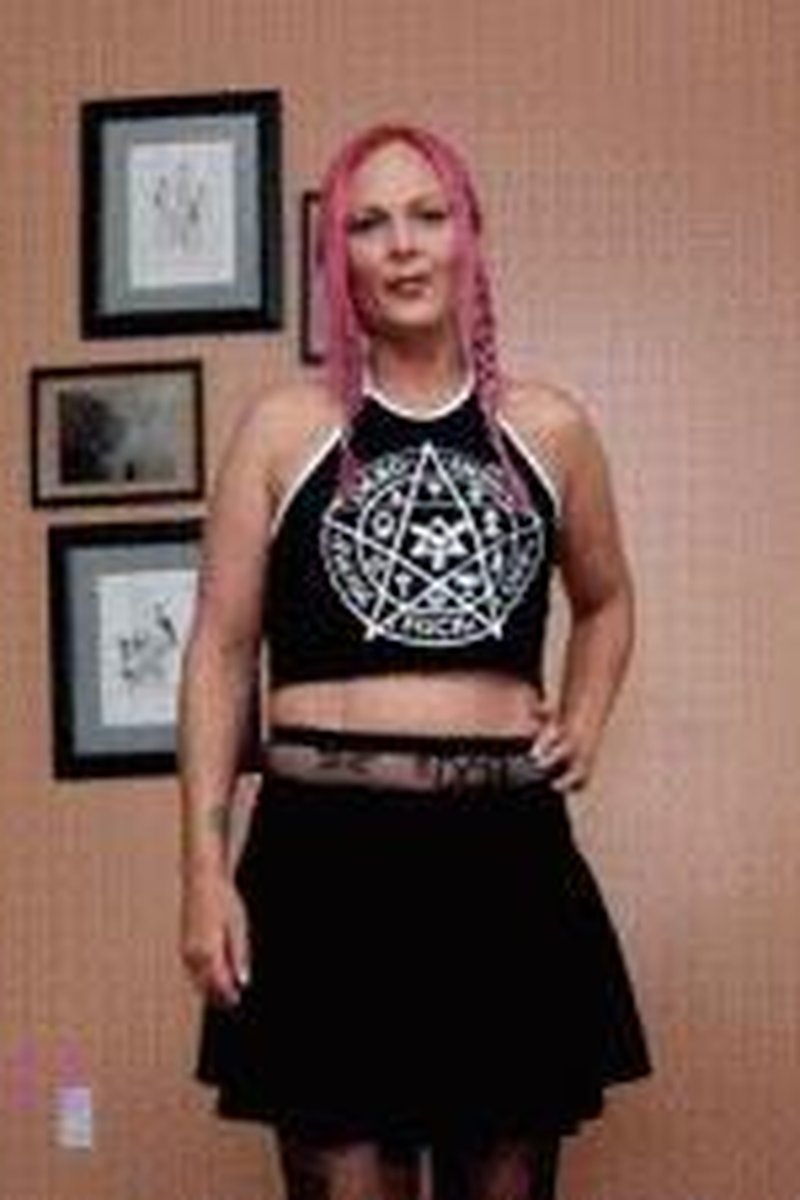 Gothic Ballbusting - Screenshot 1 of 4 - Femdom