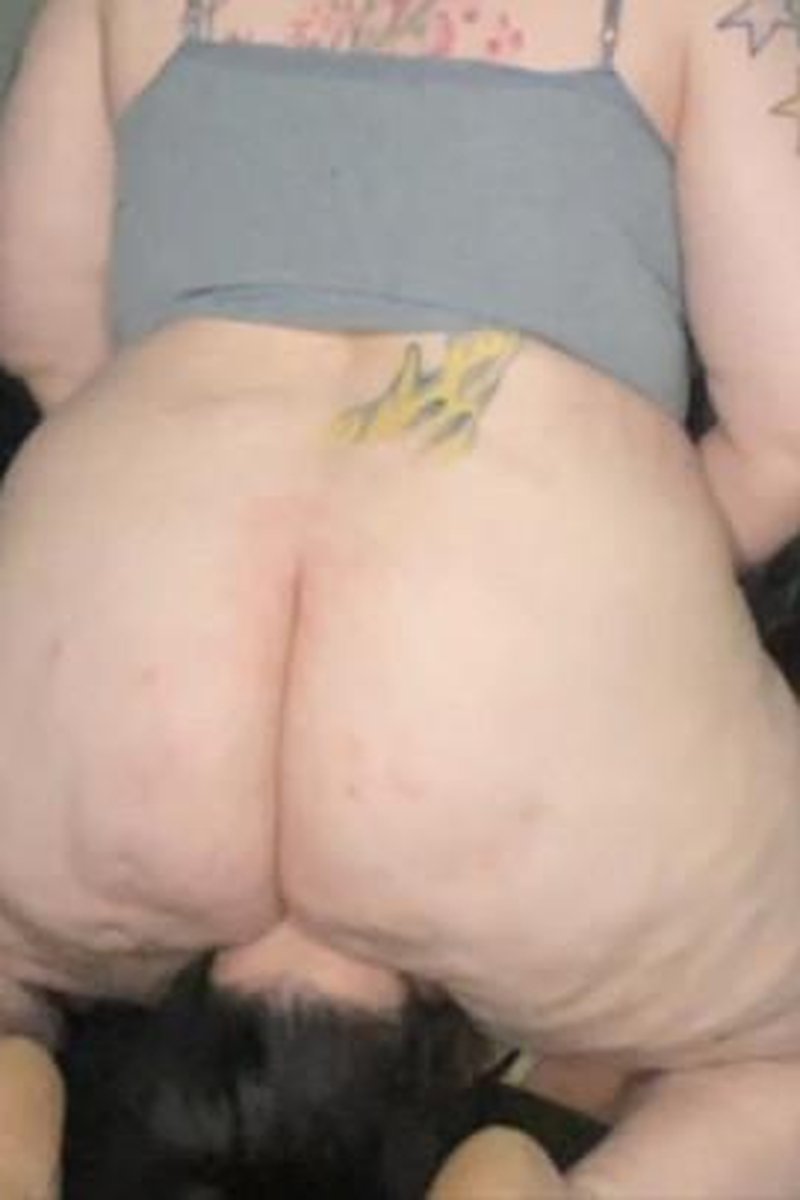 Face Sitting - Screenshot 1 of 4 - BBW