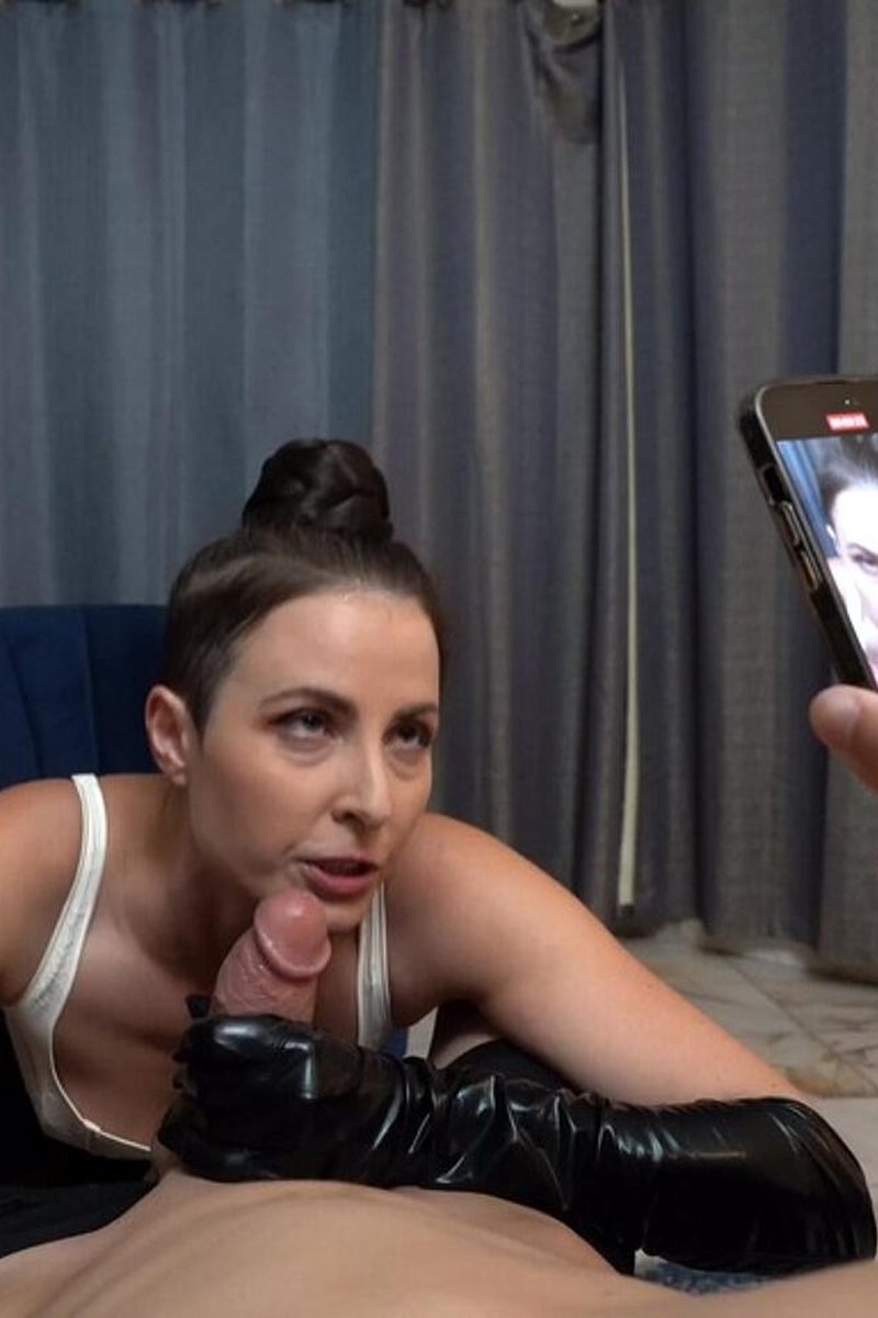 Masquerade Mixup - Screenshot 1 of 4 - Blowjob