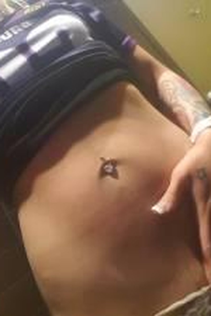 Them Abs Though - Screenshot 1 of 4 - Abs Fetish