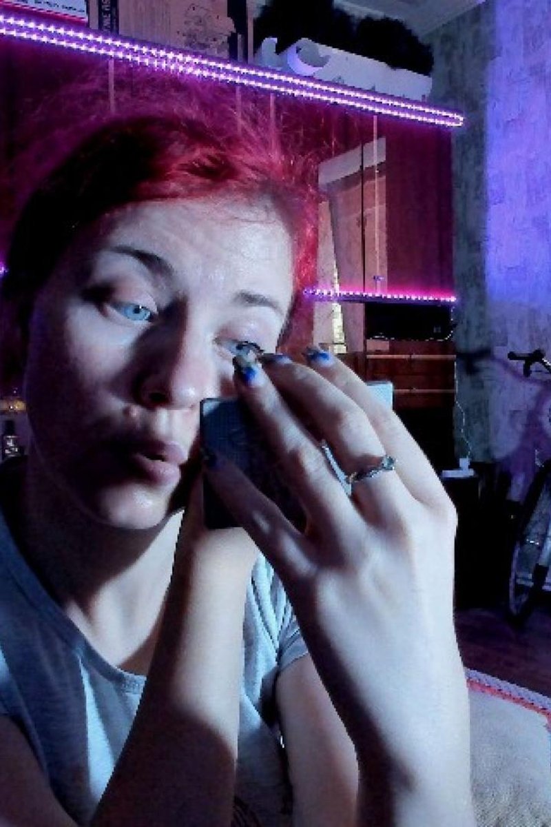 Makeup Session 2 - Screenshot 1 of 4 - Food And Drink