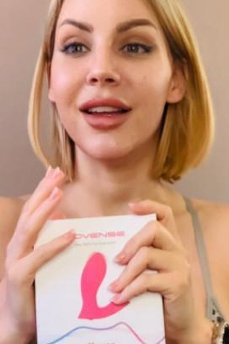 Birthday Orgasm - Screenshot 1 of 4 - Close Up