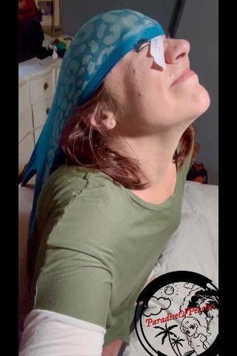 Kerrie "Atomic Selfie Angle" - Screenshot 1 of 4 - Ass Worship