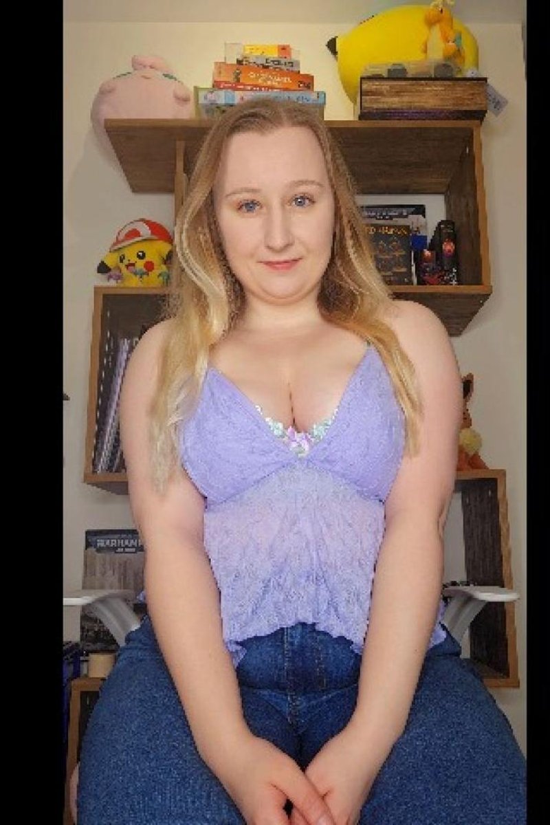 Striptease + JOI - Screenshot 1 of 4 - Ass Worship
