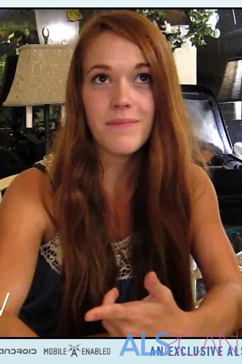 Interview - Screenshot 1 of 4 - Behind The Scenes