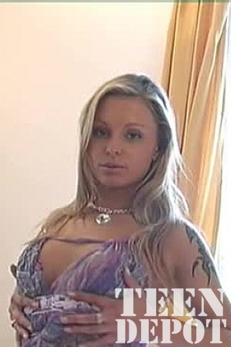 Lilliane - Screenshot 1 of 4 - Teen (18-22)