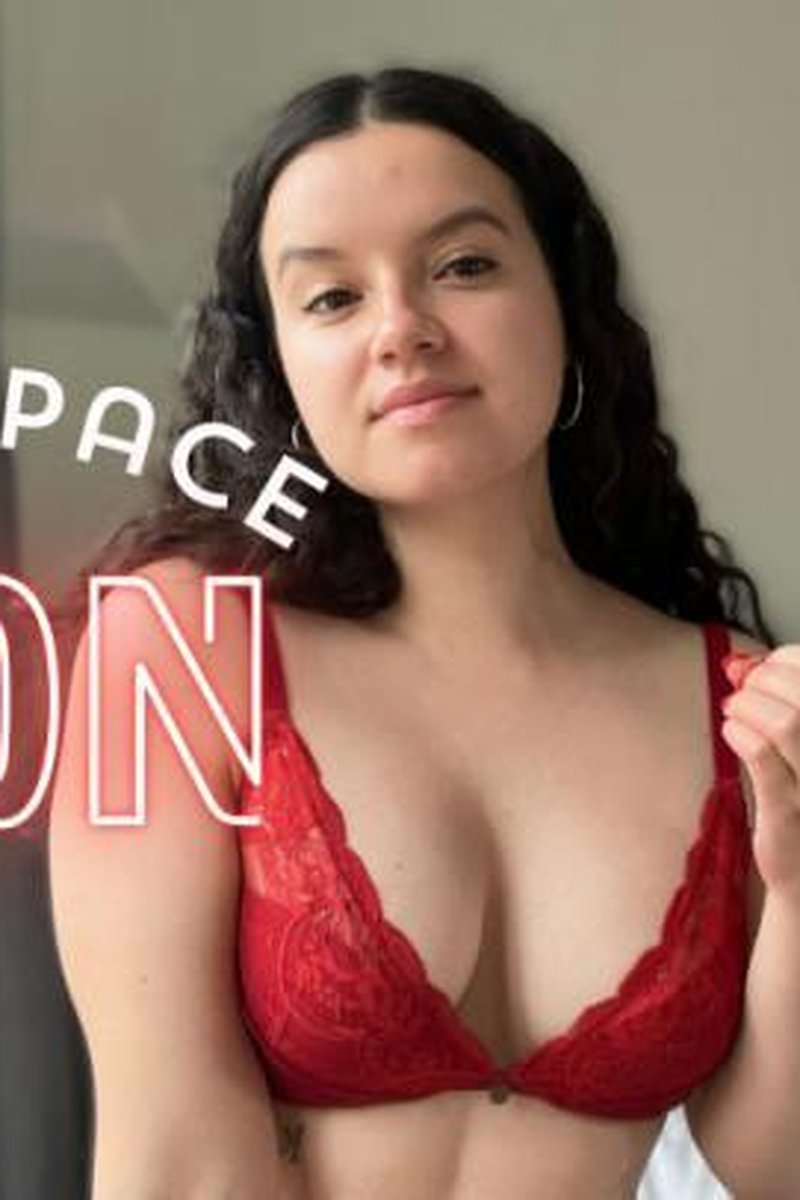 Safe Space Goon - Screenshot 1 of 4 - Femdom