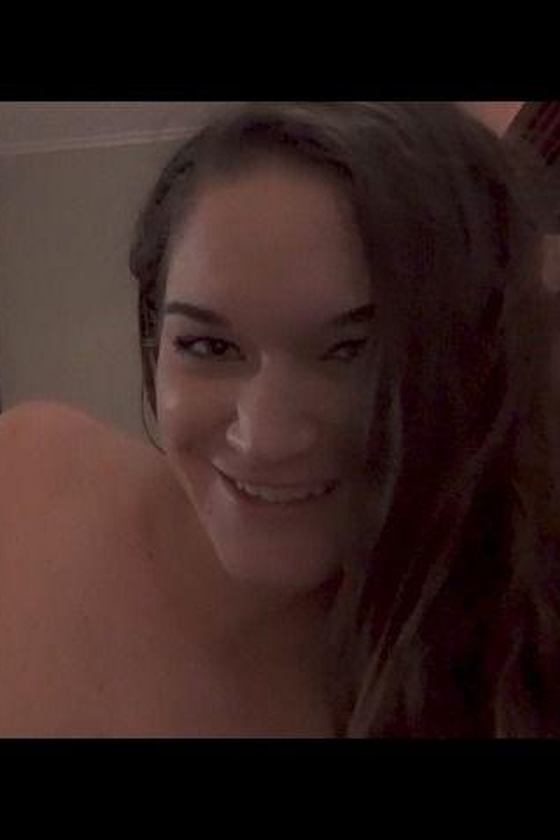 Roommates With My Hot Step-Cousin P 2 HD Mp4 - Screenshot 1 of 4 - Cheating