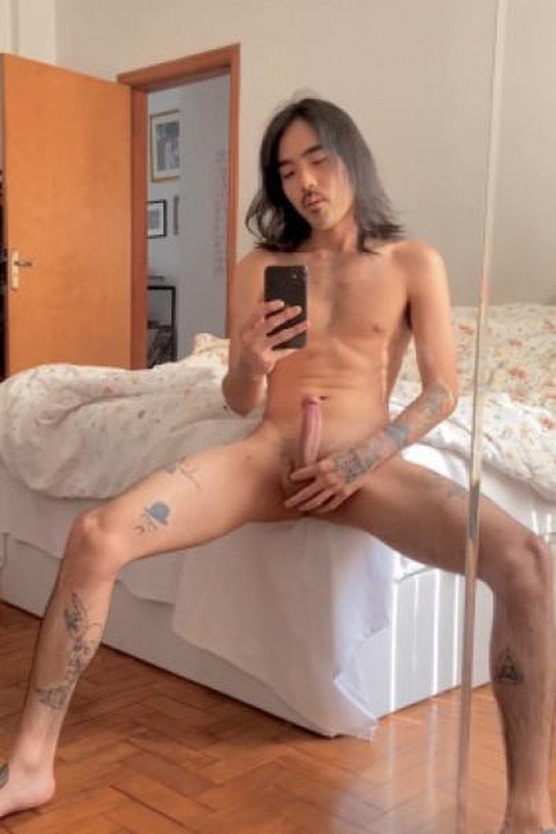 Mirror Mess - Screenshot 1 of 4 - Asian