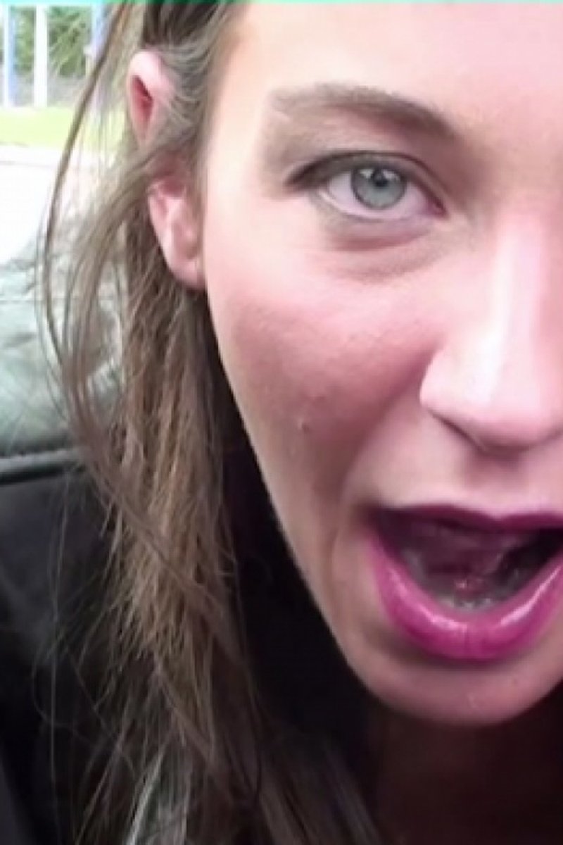 Hooker Fucks and Sucks in Car - Screenshot 1 of 4 - All Sex